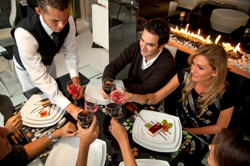 tips to eat healthy while dining out